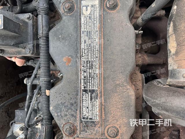 氣門室蓋螺絲特寫(上車部件) 氣門室蓋螺絲特寫(上車部件)