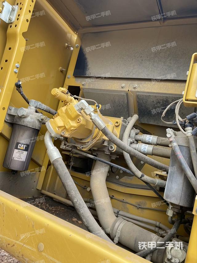 液壓泵室（大件艙室）