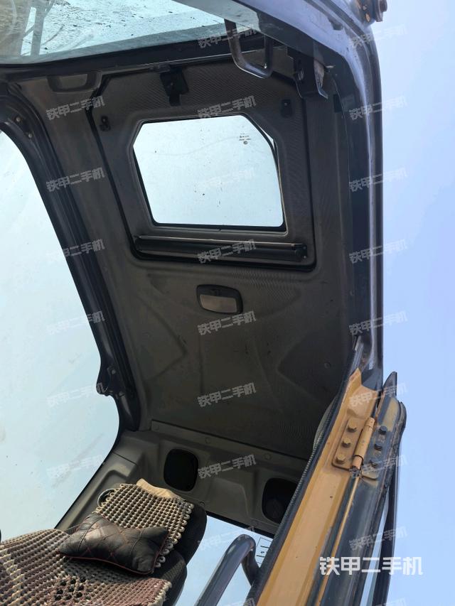 頂棚整體（駕駛室部分）