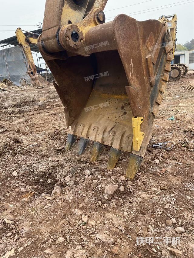 左導(dǎo)向輪（行走機構(gòu)）