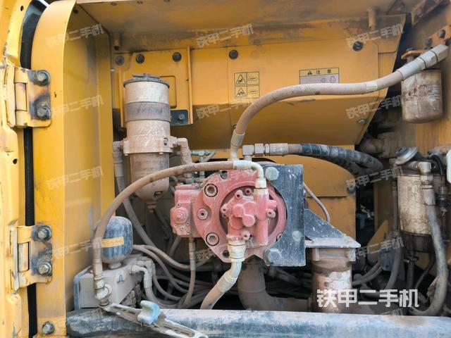 液壓泵斜45?左（大件艙室）