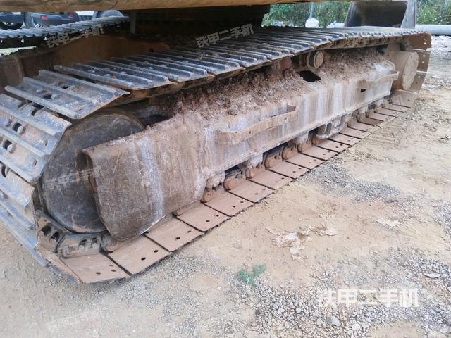 左側履帶整體?（行走機構）