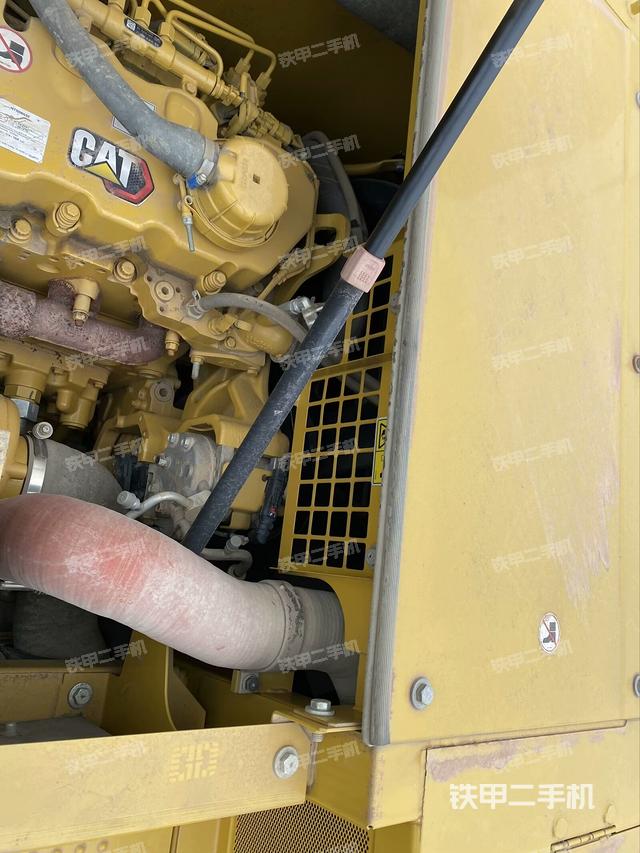 駕駛室頂部俯視（上車部件）