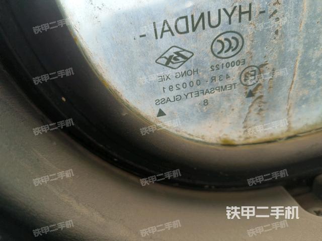 后窗玻璃角標(biāo)（駕駛室部分）