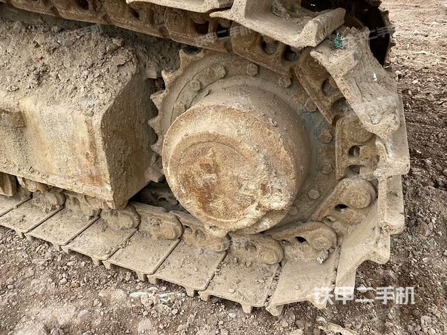 右側(cè)履帶整體（行走機構(gòu)）