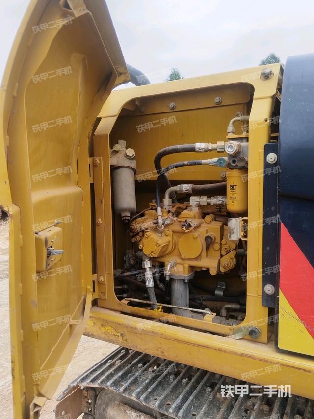 液壓泵室（大件艙室）