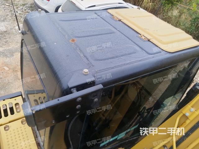 駕駛室頂部俯視（上車部件）