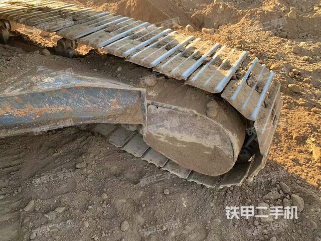 單側(cè)履帶整體（整機外觀）