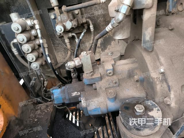 液壓泵室(大件艙室) 液壓泵室(大件艙室)