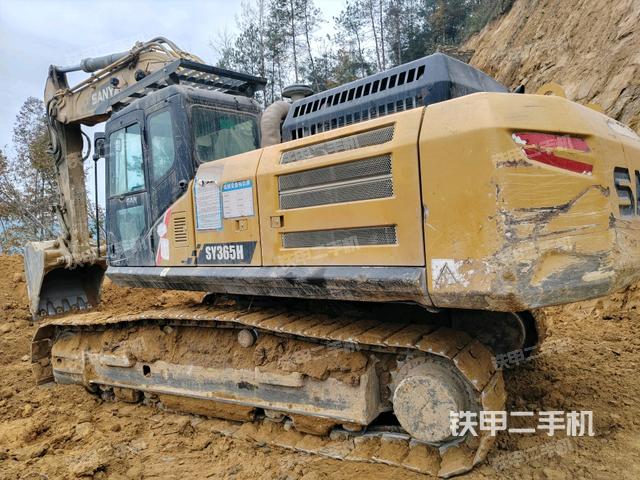 三一重工SY365H挖掘机的设备实拍-第3张实拍照片