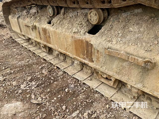 右側(cè)行走馬達(dá)蓋板（行走機構(gòu)）