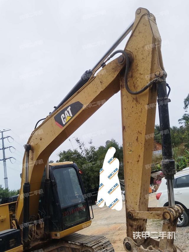 小臂整體左后（工作和回轉裝置）