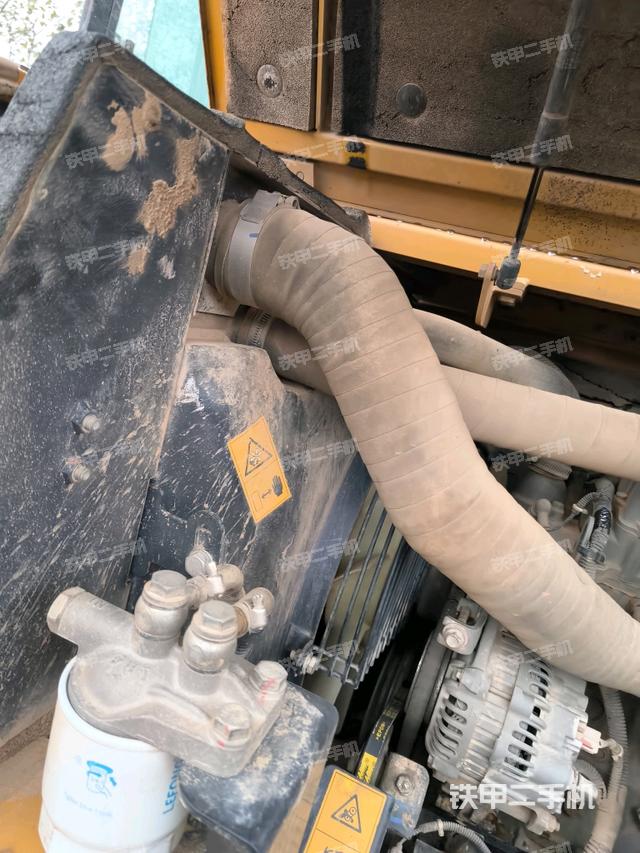 回轉(zhuǎn)馬達(dá)（上車(chē)部件）