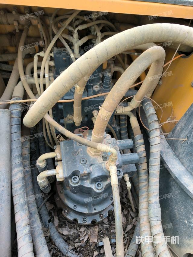 回轉(zhuǎn)馬達(dá)（上車(chē)部件）