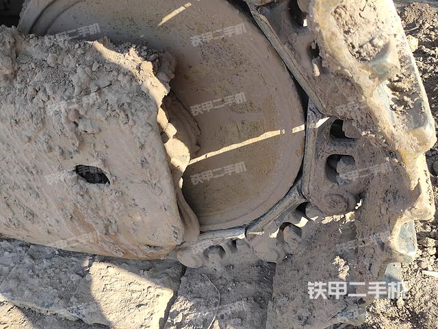 單側履帶整體（整機外觀）