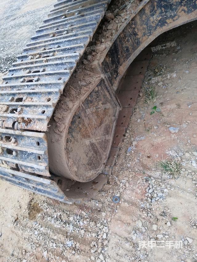 左側行走馬達蓋板（行走機構）