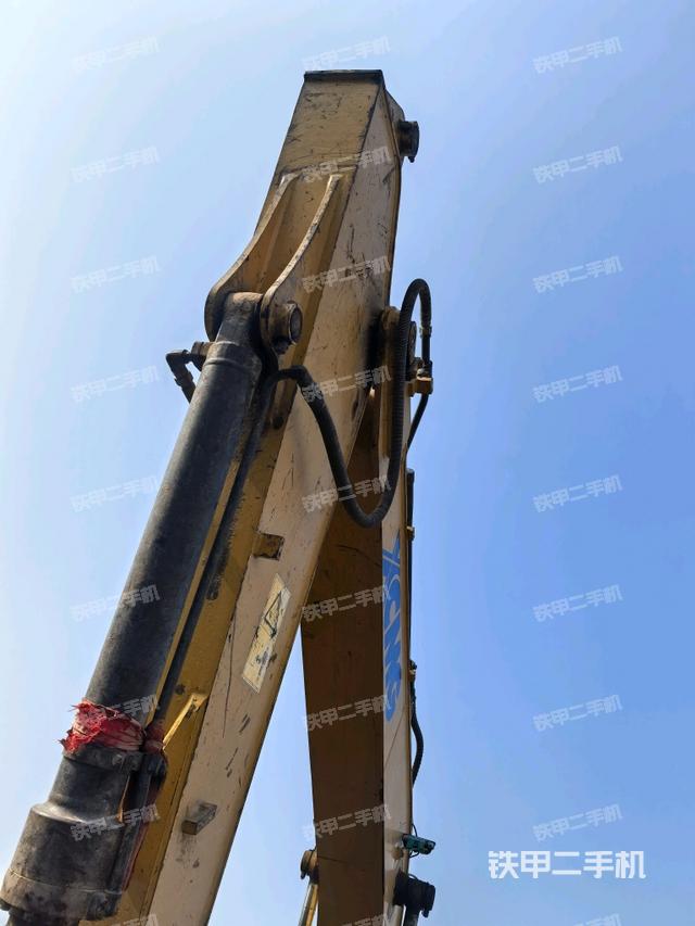 小臂整體左后（工作和回轉(zhuǎn)裝置）