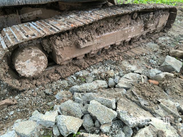 左側(cè)履帶整體?（行走機(jī)構(gòu)）