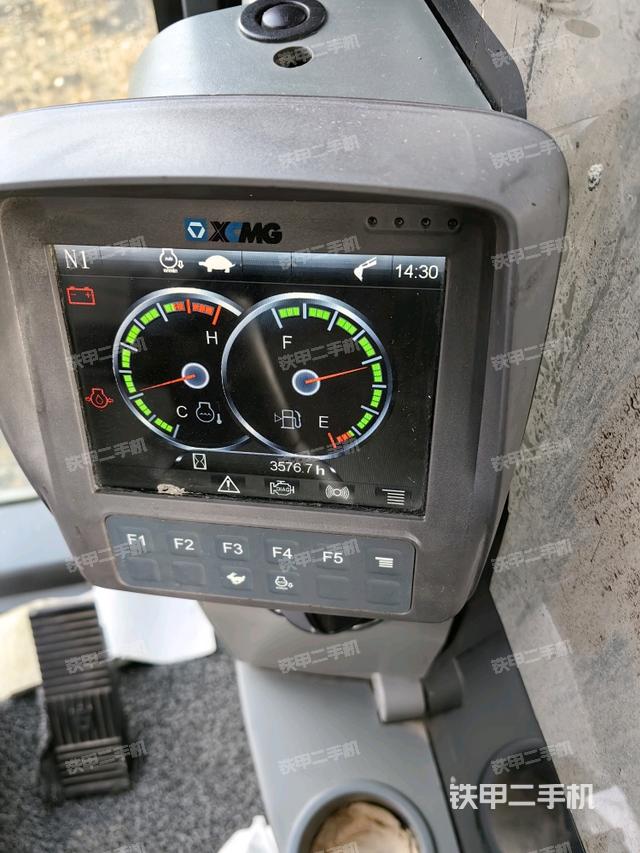 顯示屏?(駕駛室部分) 顯示屏?(駕駛室部分)