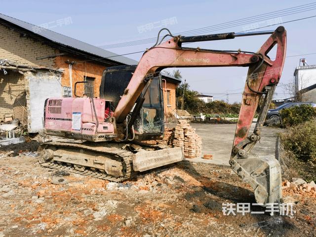 右前45(整機(jī)外觀) 右前45(整機(jī)外觀)