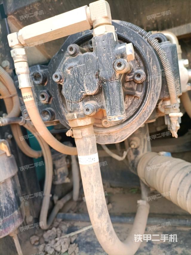 液壓泵室（大件艙室）