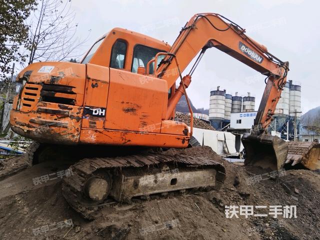 右后45（整機(jī)外觀）