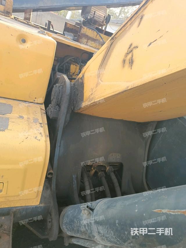 大臂根部?斜視（工作和回轉(zhuǎn)裝置）