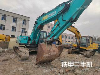 神鋼SK260挖掘機(jī)