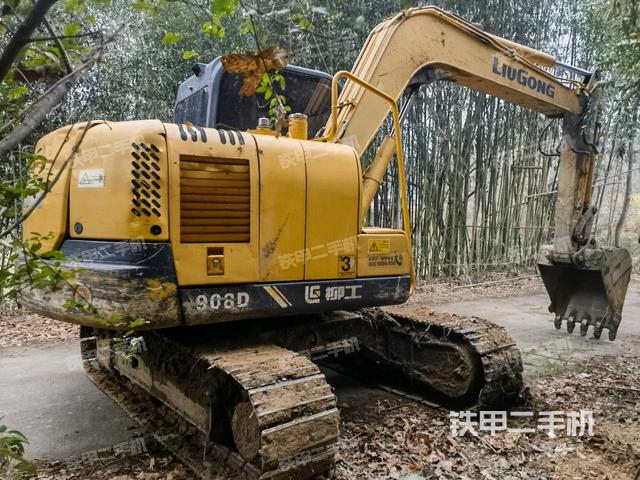 右后45(整機(jī)外觀) 右后45(整機(jī)外觀)