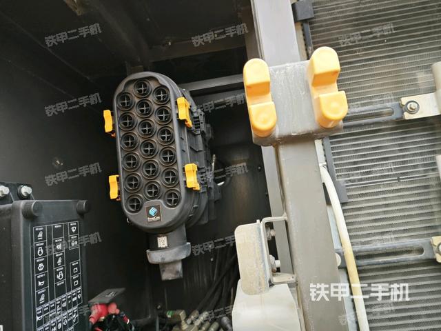 空濾倉整體(大件艙室) 空濾倉整體(大件艙室)