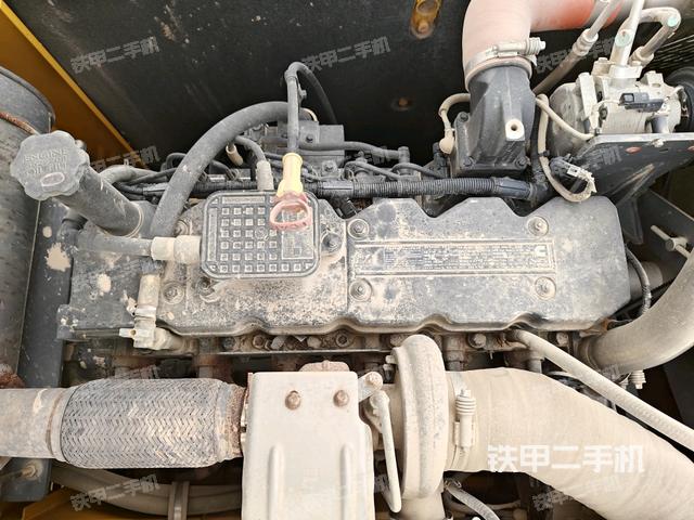 發(fā)動(dòng)機(jī)室(上車部件) 發(fā)動(dòng)機(jī)室(上車部件)