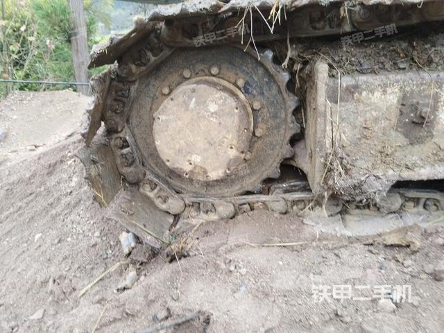 左驅(qū)動(dòng)輪（行走機(jī)構(gòu)）