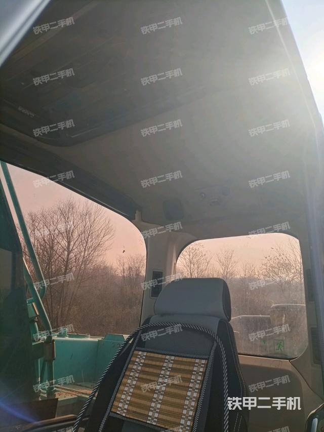 頂棚整體（駕駛室部分）