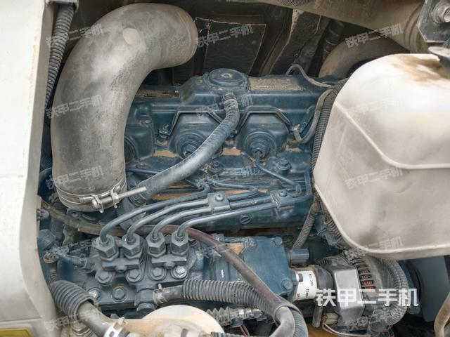 發(fā)動機整體俯視(整機外觀) 發(fā)動機整體俯視(整機外觀)