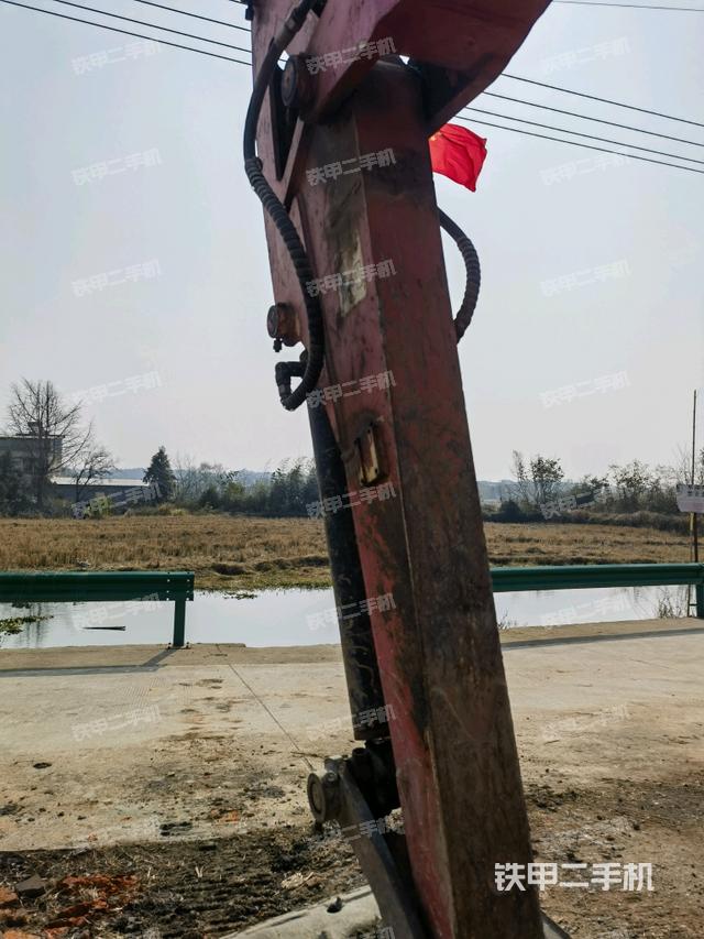 小臂整體左后(工作和回轉(zhuǎn)裝置) 小臂整體左后(工作和回轉(zhuǎn)裝置)