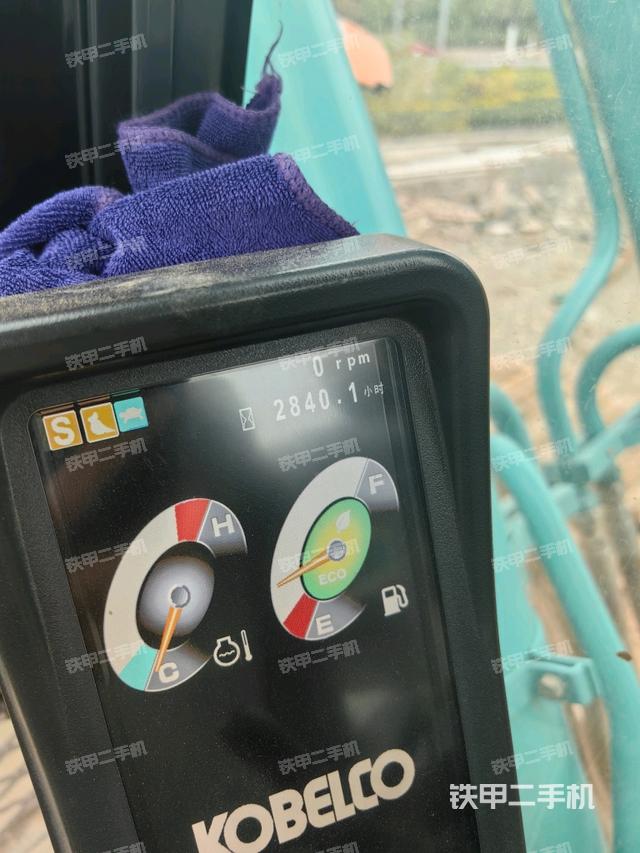 小時(shí)表(駕駛室部分) 小時(shí)表(駕駛室部分)