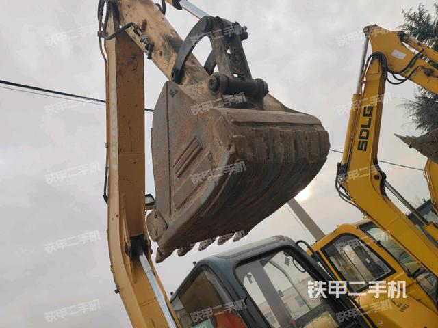 鏟斗45度（工作和回轉(zhuǎn)裝置）