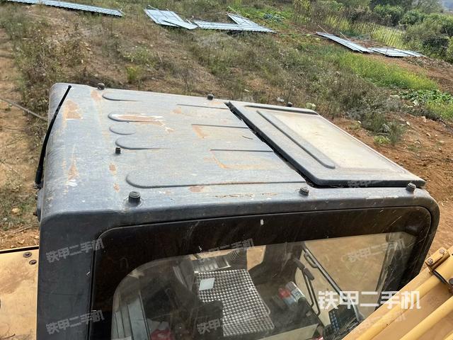 駕駛室頂部俯視（上車部件）