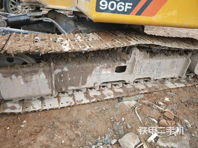 左側(cè)履帶整體?（行走機(jī)構(gòu)）