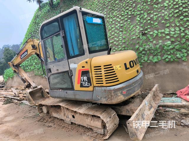 左后45(整機(jī)外觀) 左后45(整機(jī)外觀)