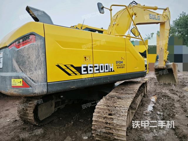 右后45(整機(jī)外觀) 右后45(整機(jī)外觀)