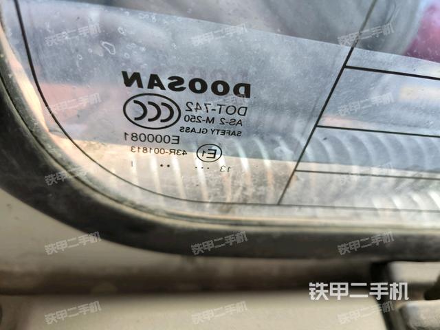 后窗玻璃角標(biāo)(駕駛室部分) 后窗玻璃角標(biāo)(駕駛室部分)
