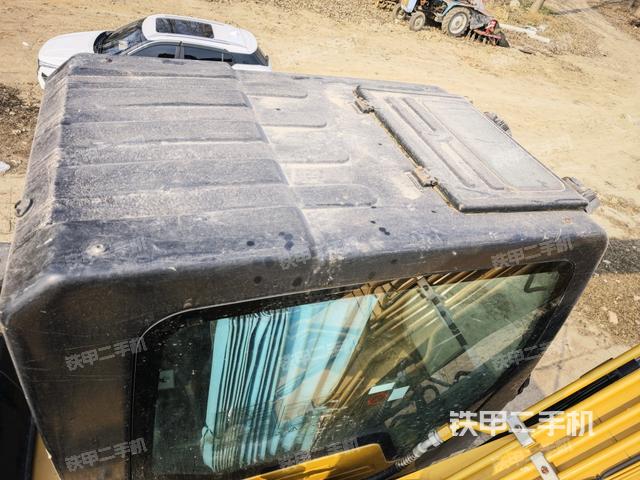 駕駛室頂部俯視(上車部件) 駕駛室頂部俯視(上車部件)