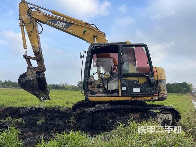 卡特彼勒311C挖掘机