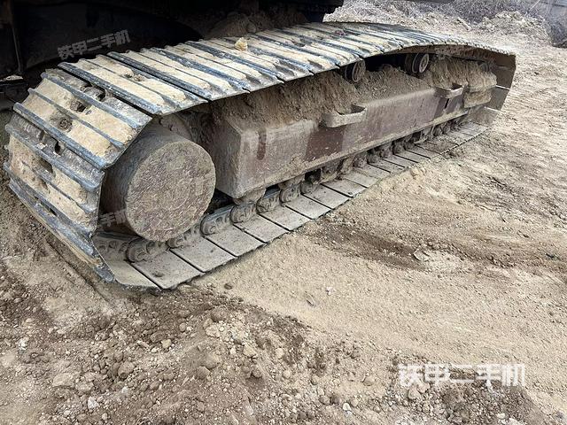 單側(cè)履帶整體（整機外觀）