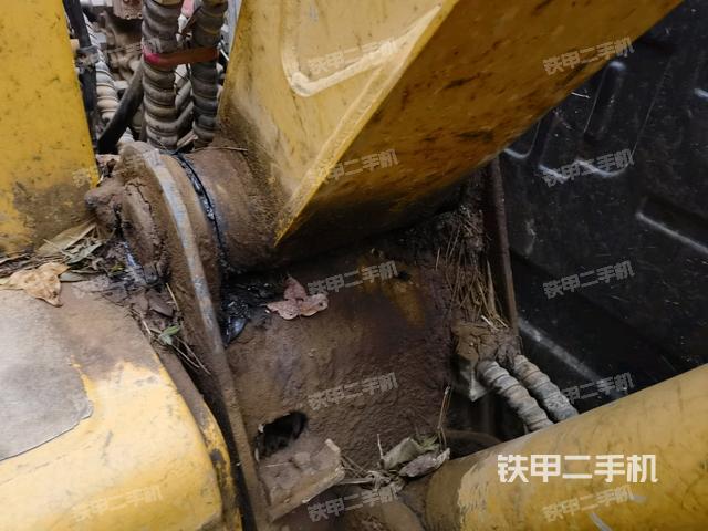 大臂根部?斜(工作和回轉(zhuǎn)裝置) 大臂根部?斜(工作和回轉(zhuǎn)裝置)