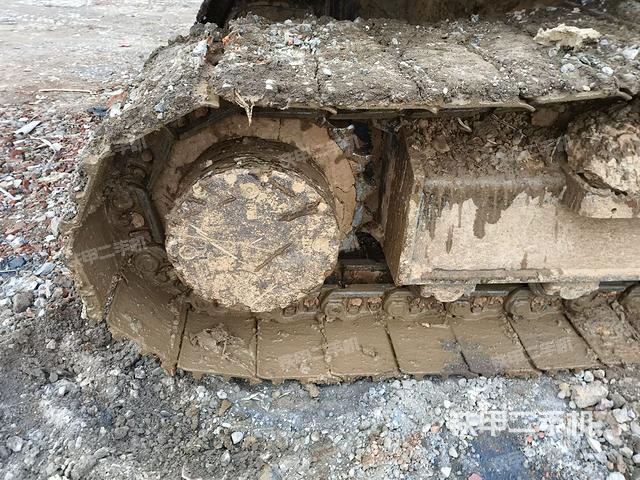 右驱动轮(行走机构) 右驱动轮(行走机构)