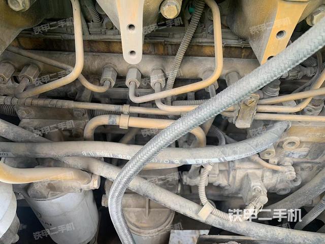 發(fā)動機左側（整機外觀及大件）