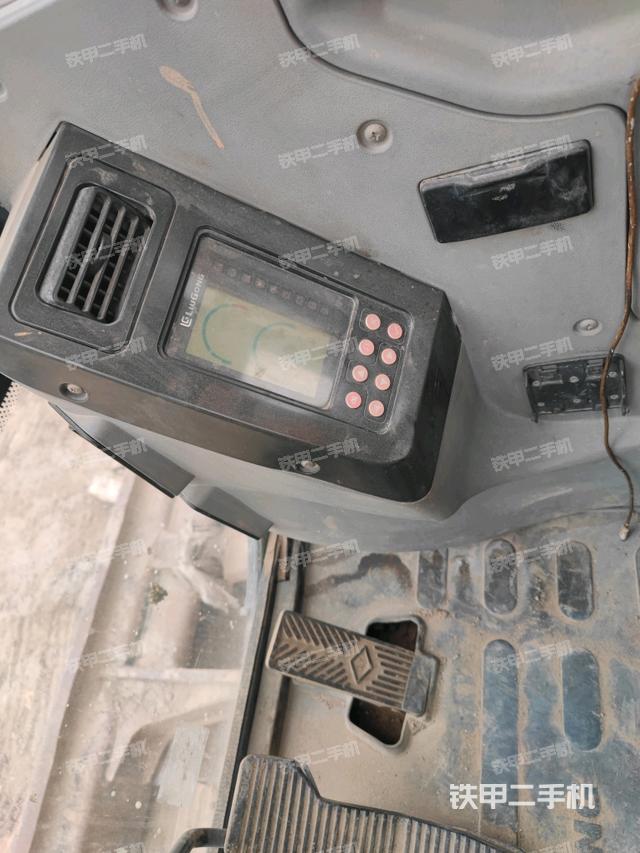 顯示屏?（駕駛室部分）