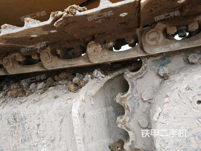 左驅(qū)動(dòng)輪（行走機(jī)構(gòu)）